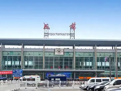 成都火車站廣告