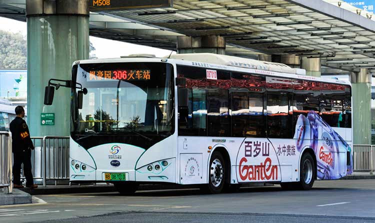 景田百歲山深圳公交車廣告