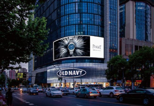 伯爵手表上海戶外LED廣告